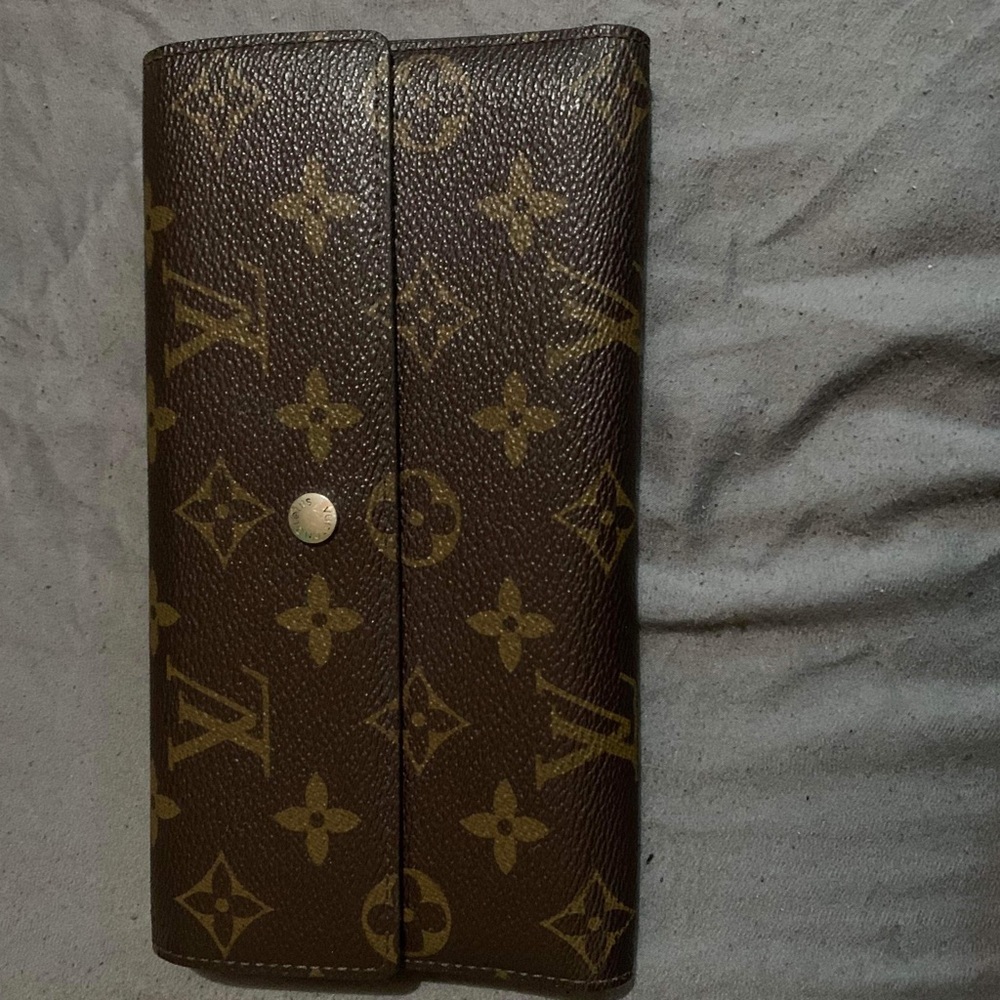 LV wallet